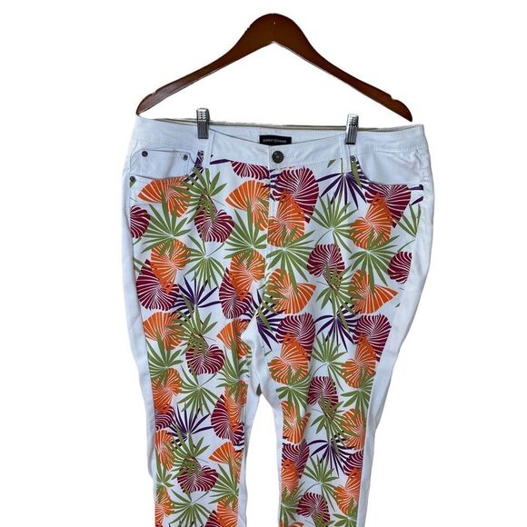 Ashley Stewart Hawaiian Floral Tropical Print Jeans Sz 16 - Picture 2 of 9